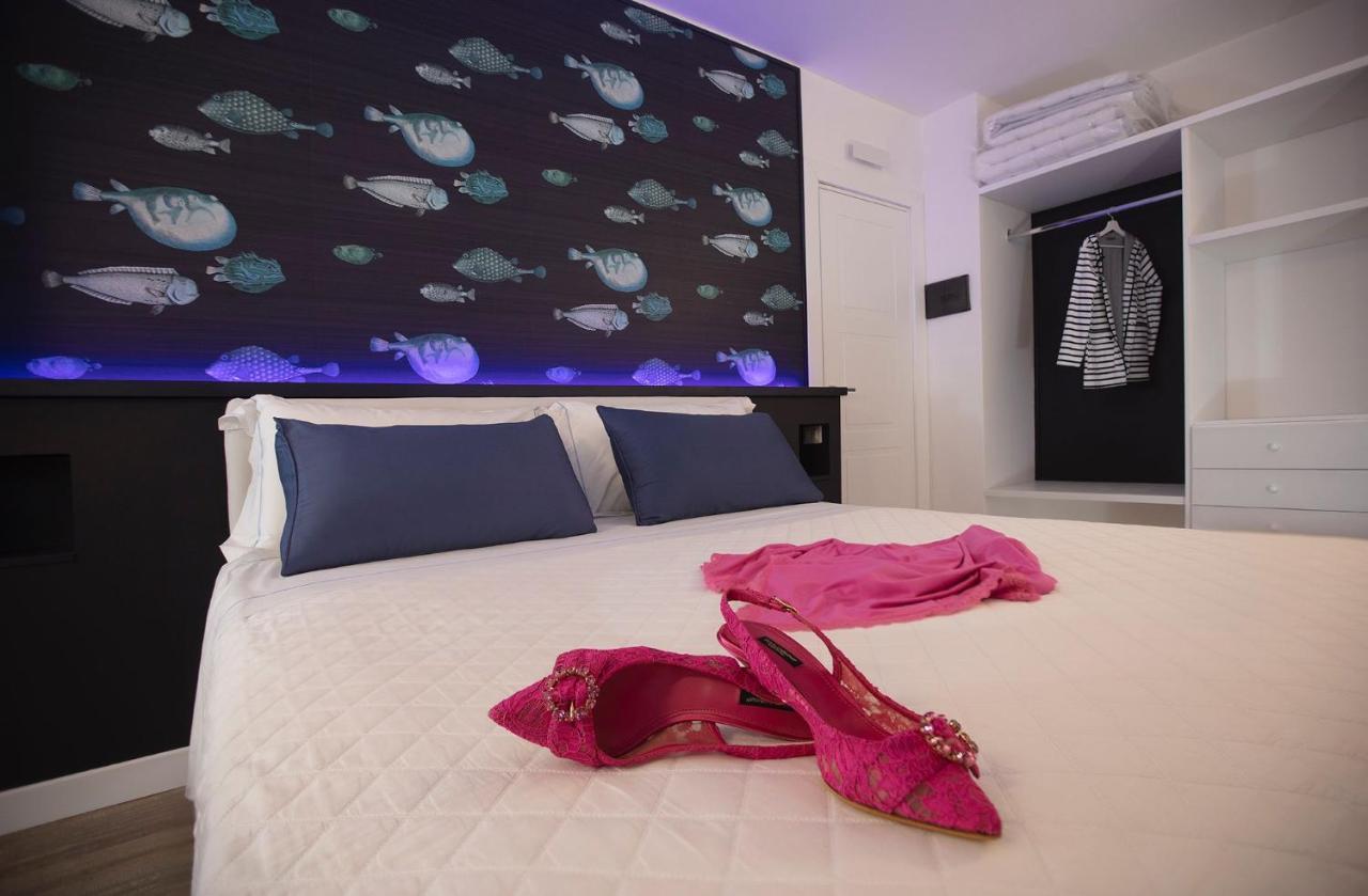 B&B La Porta Sulla Spiaggia 콰르투 산텔레나 외부 사진