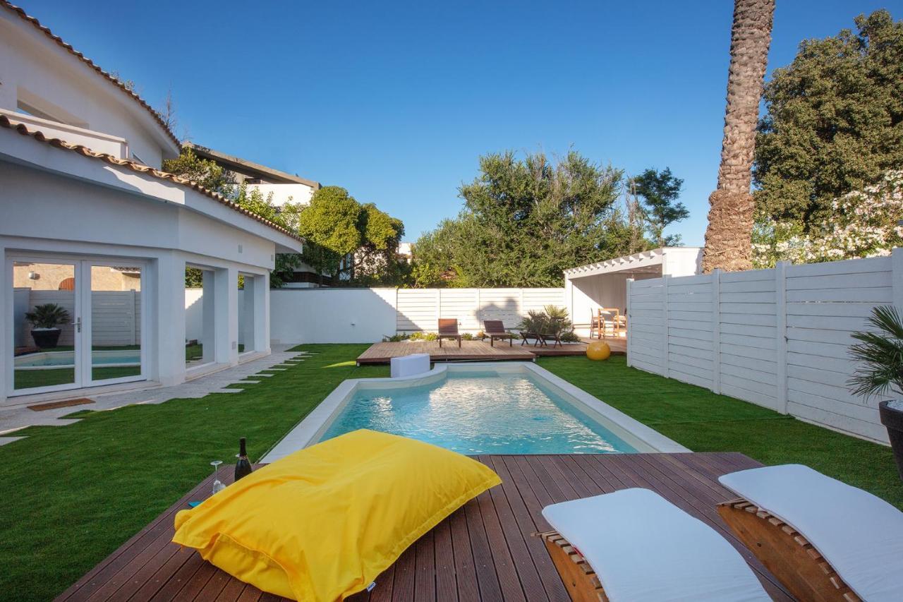 B&B La Porta Sulla Spiaggia 콰르투 산텔레나 외부 사진