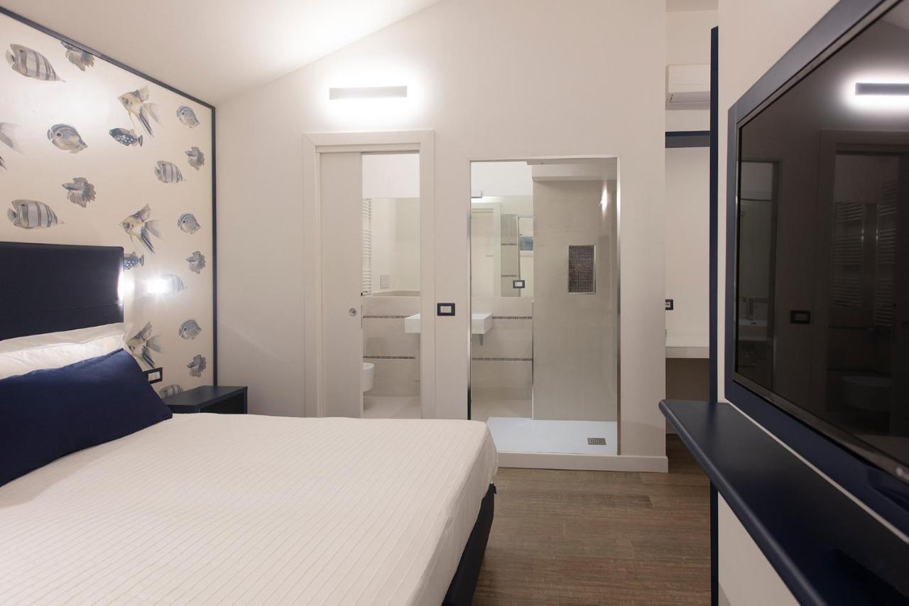 B&B La Porta Sulla Spiaggia 콰르투 산텔레나 외부 사진